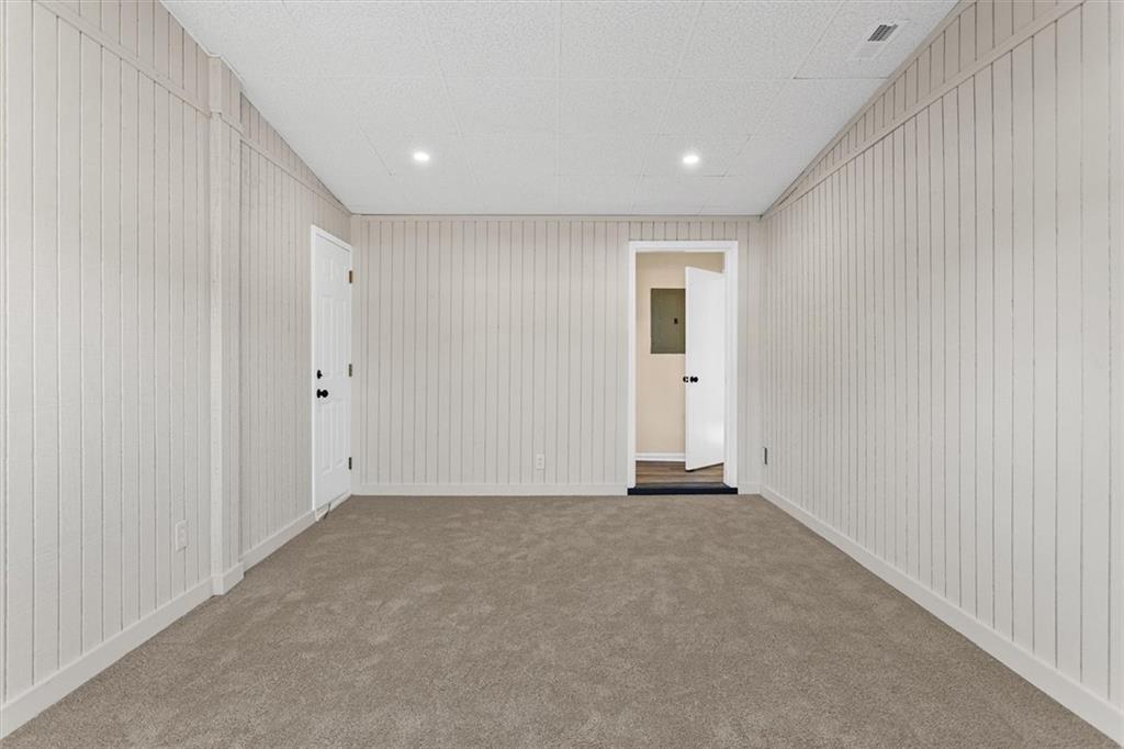 747 Briarwood Road SW