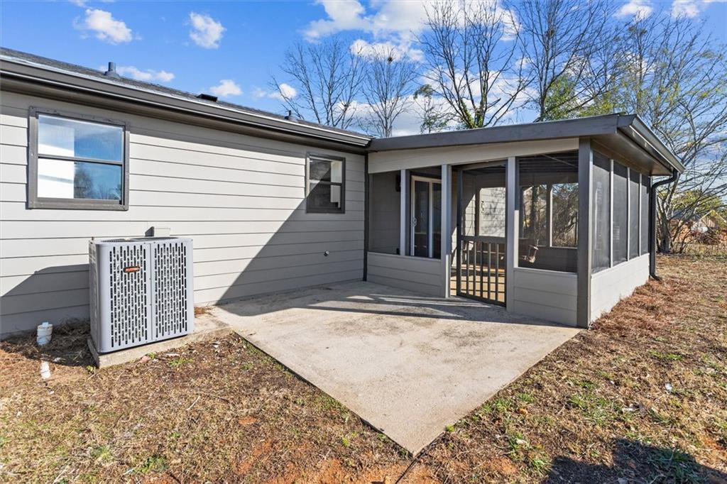 747 Briarwood Road SW