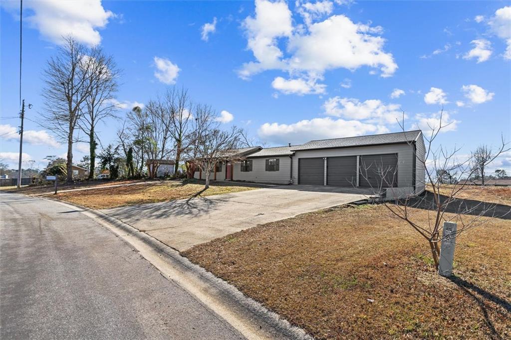 747 Briarwood Road SW