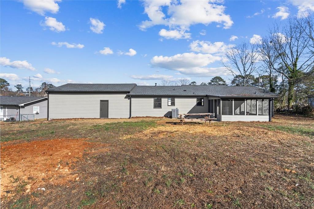 747 Briarwood Road SW