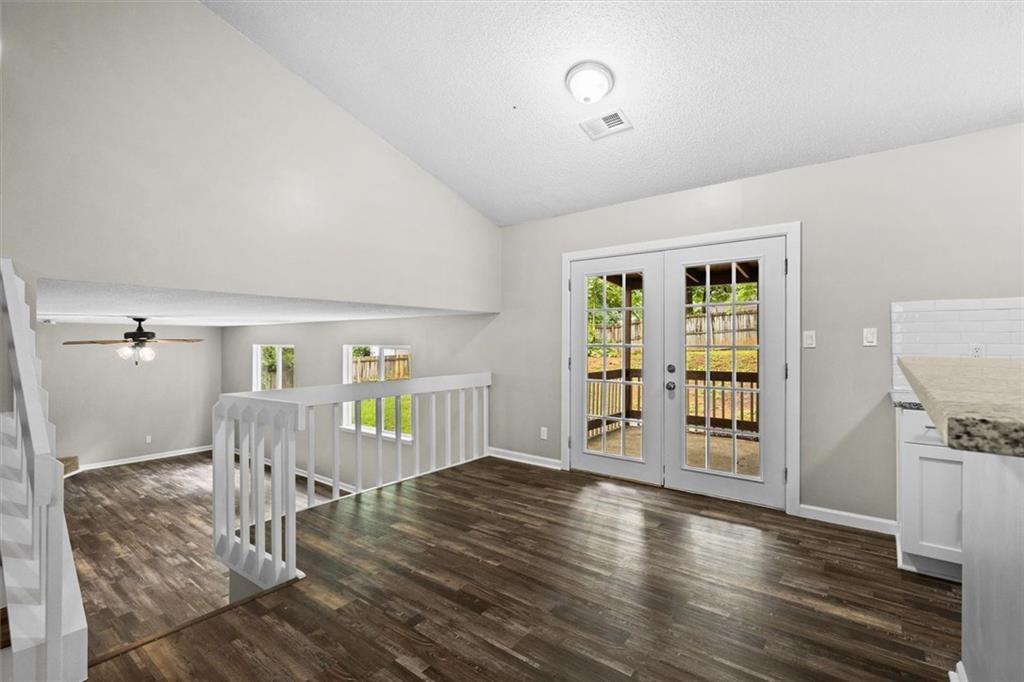 1055 Chapman Lane