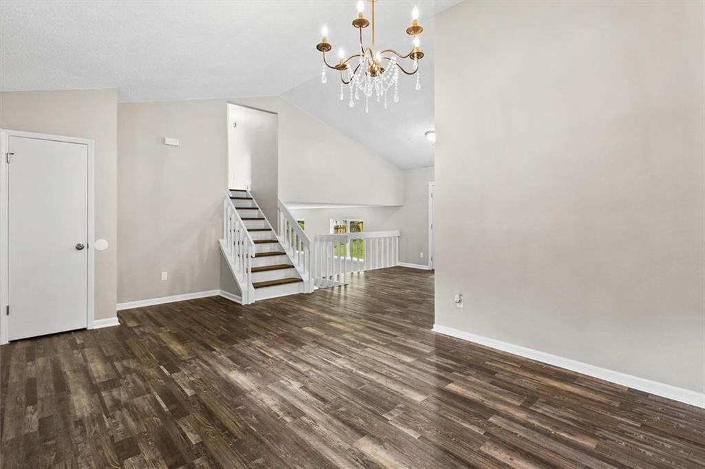 1055 Chapman Lane