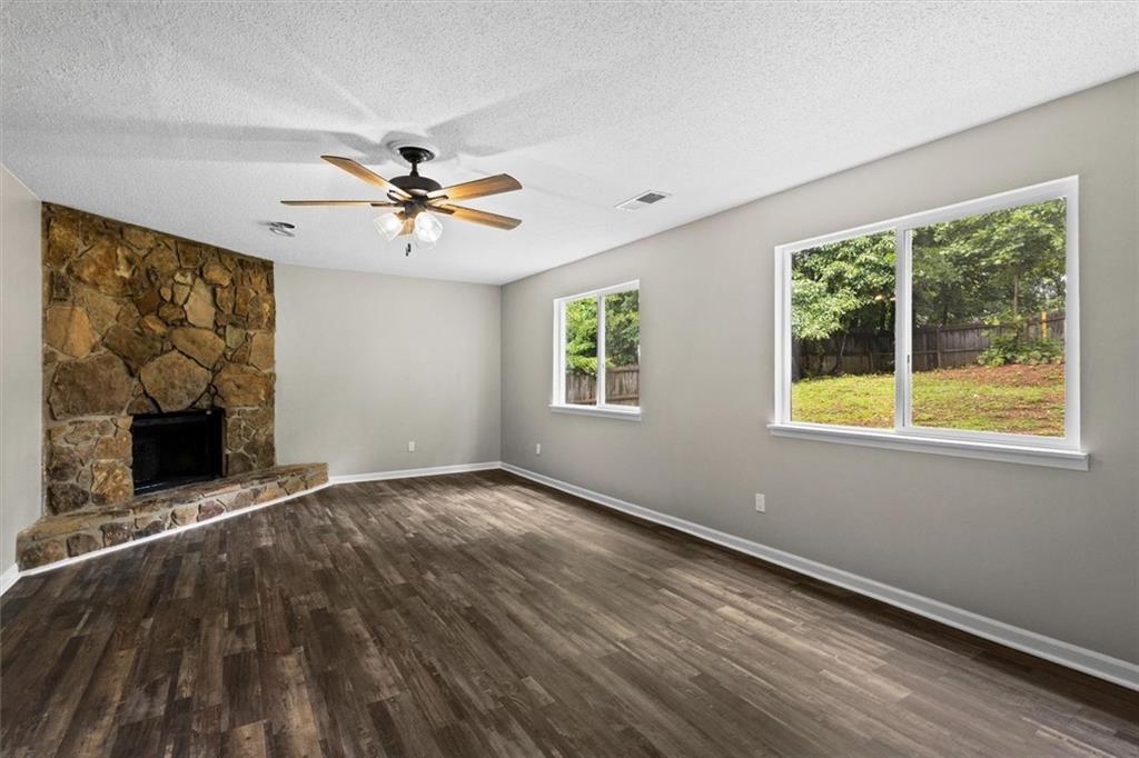 1055 Chapman Lane