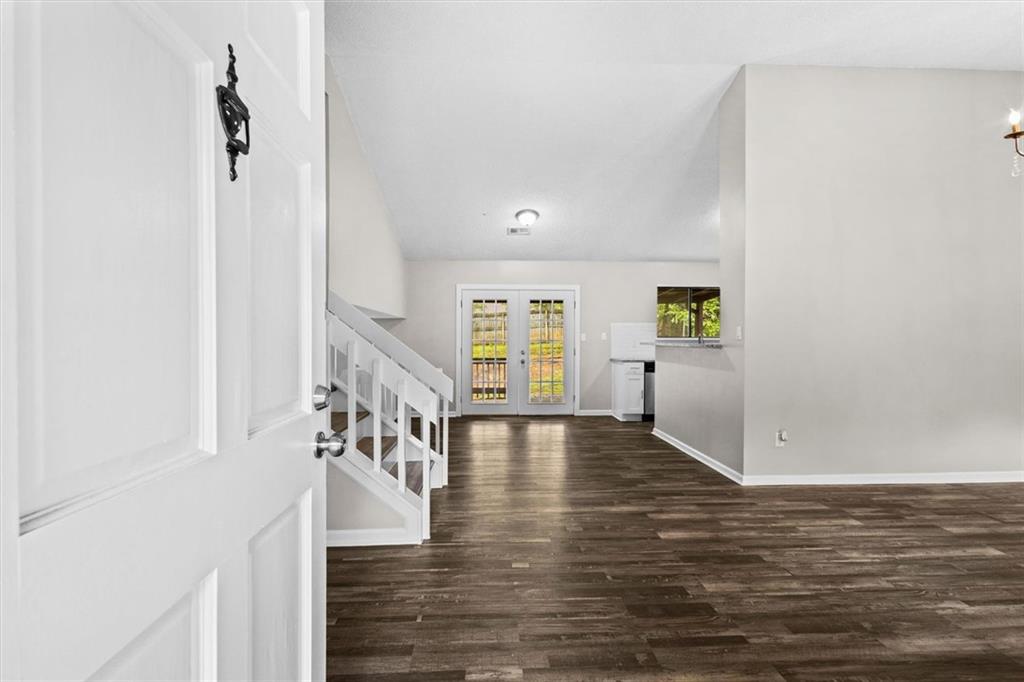 1055 Chapman Lane