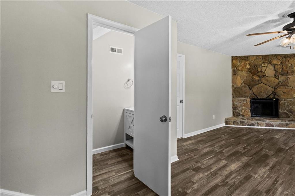 1055 Chapman Lane