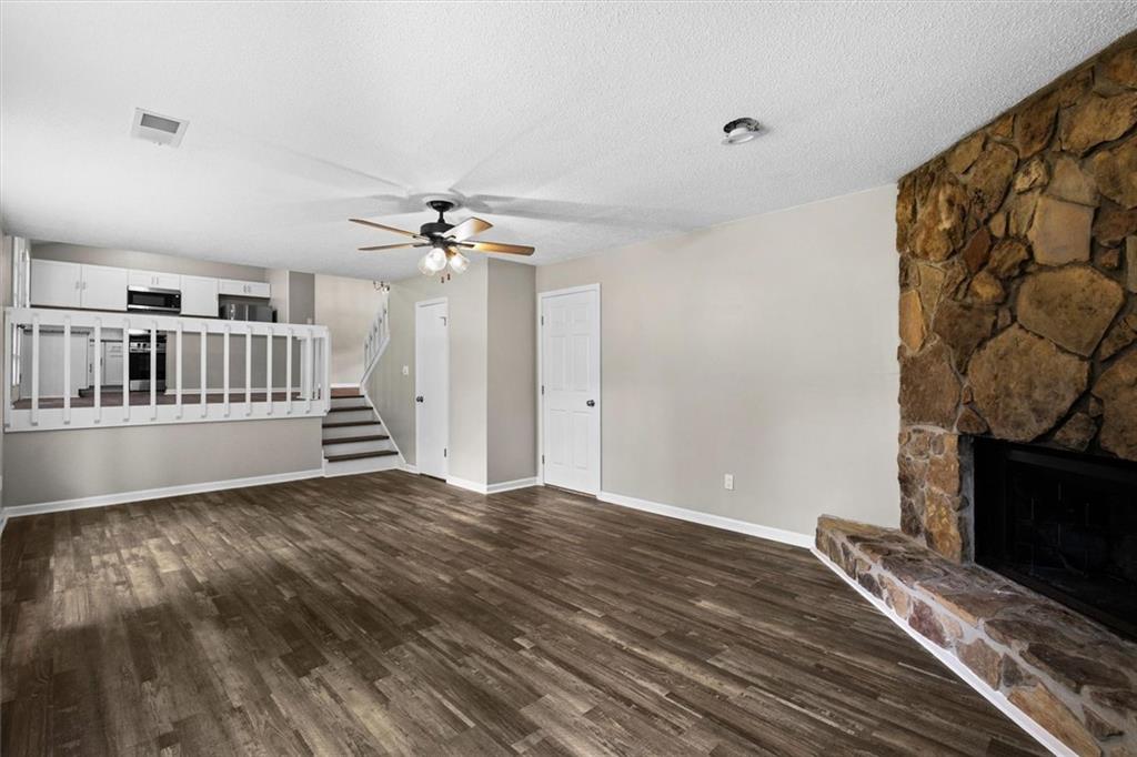 1055 Chapman Lane