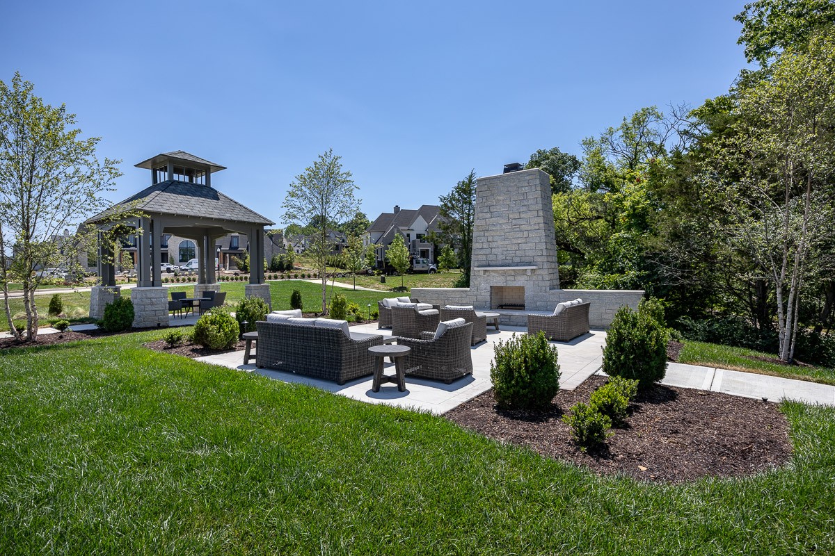 1629 Rosebrooke Dr