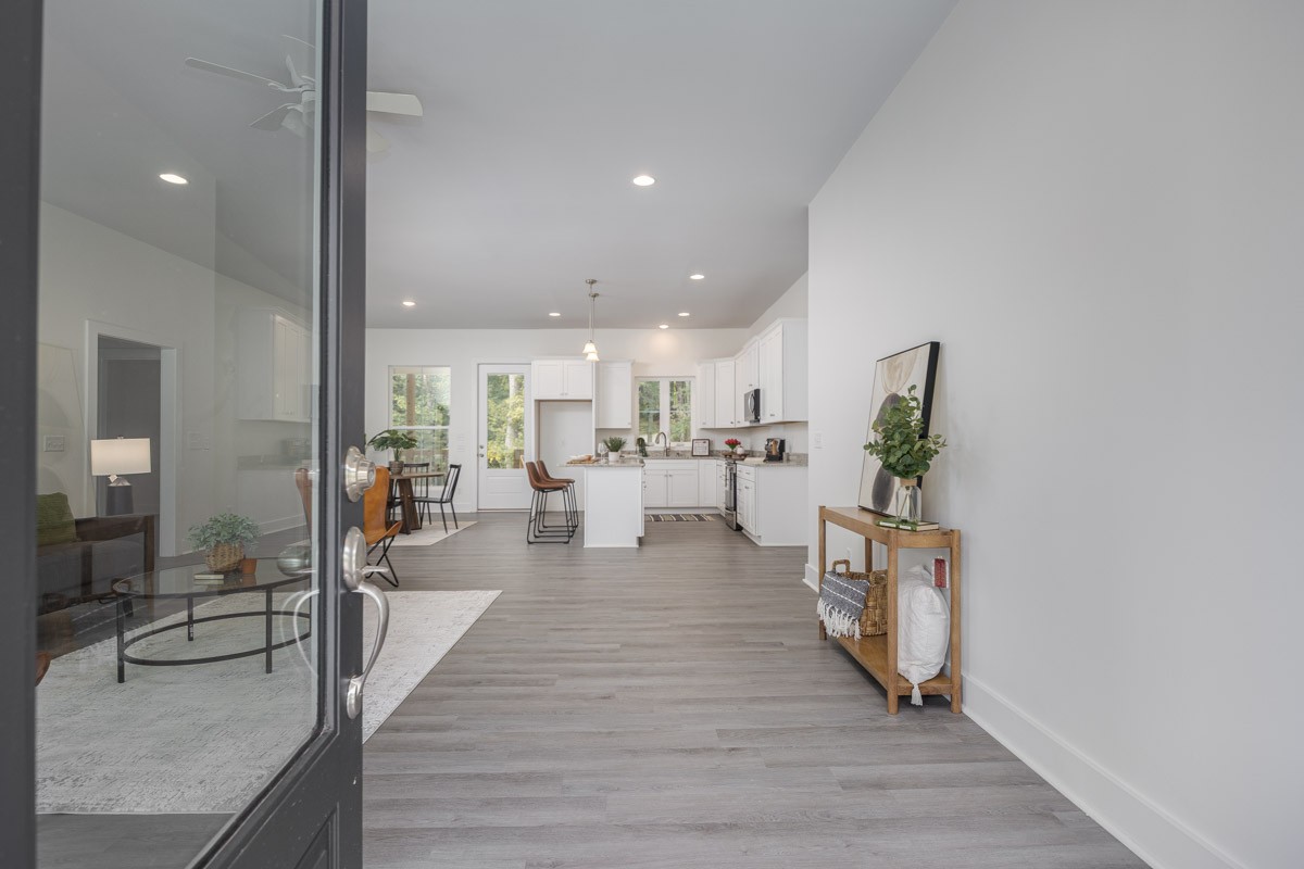 10028 Charleston Dr