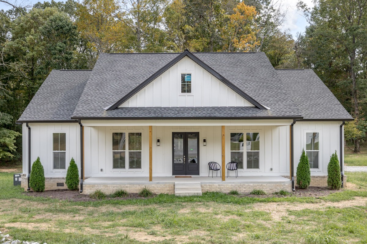 10028 Charleston Dr