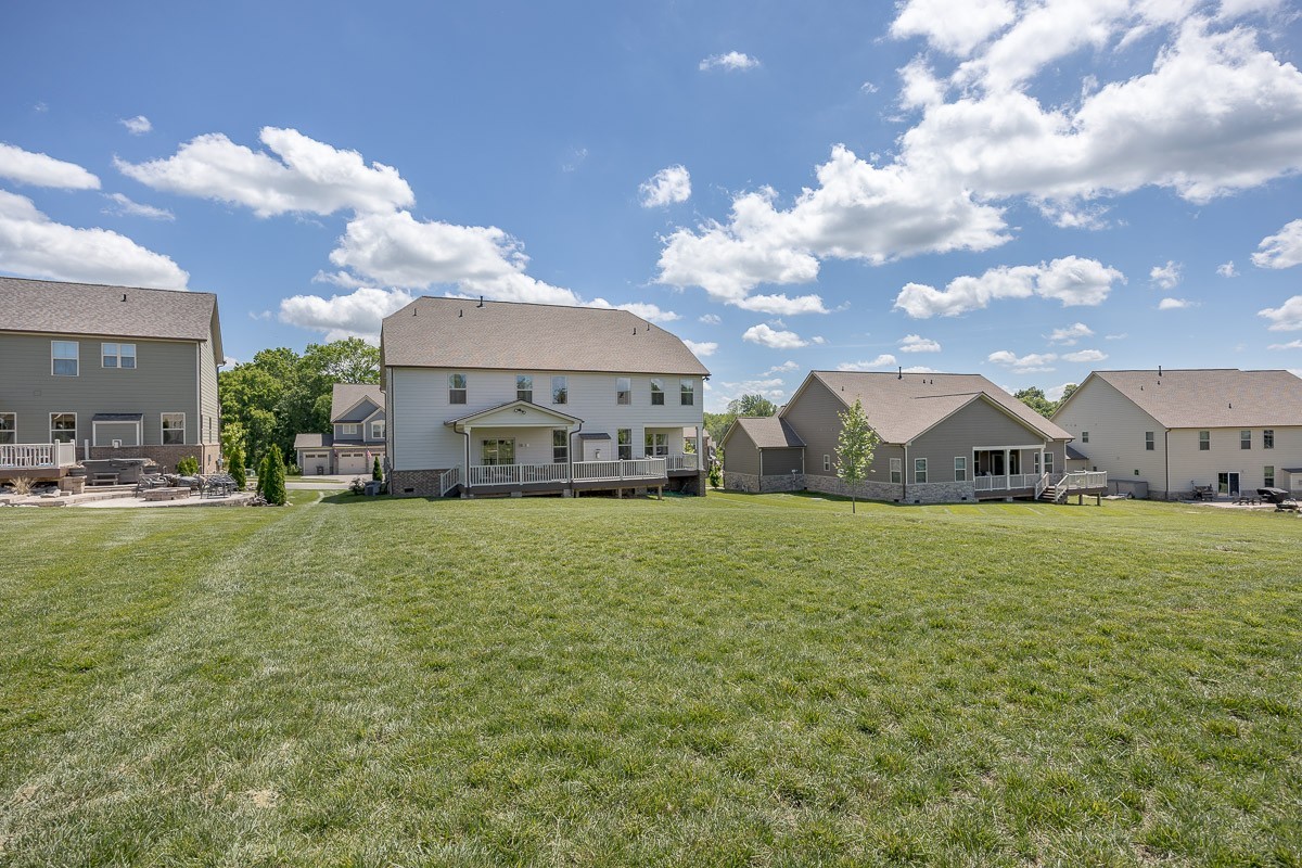 9016 Nestling Ridge Ct