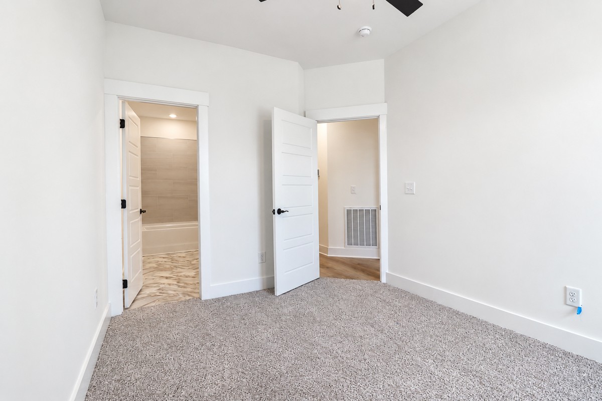 122 Riva Ridge Unit: 1