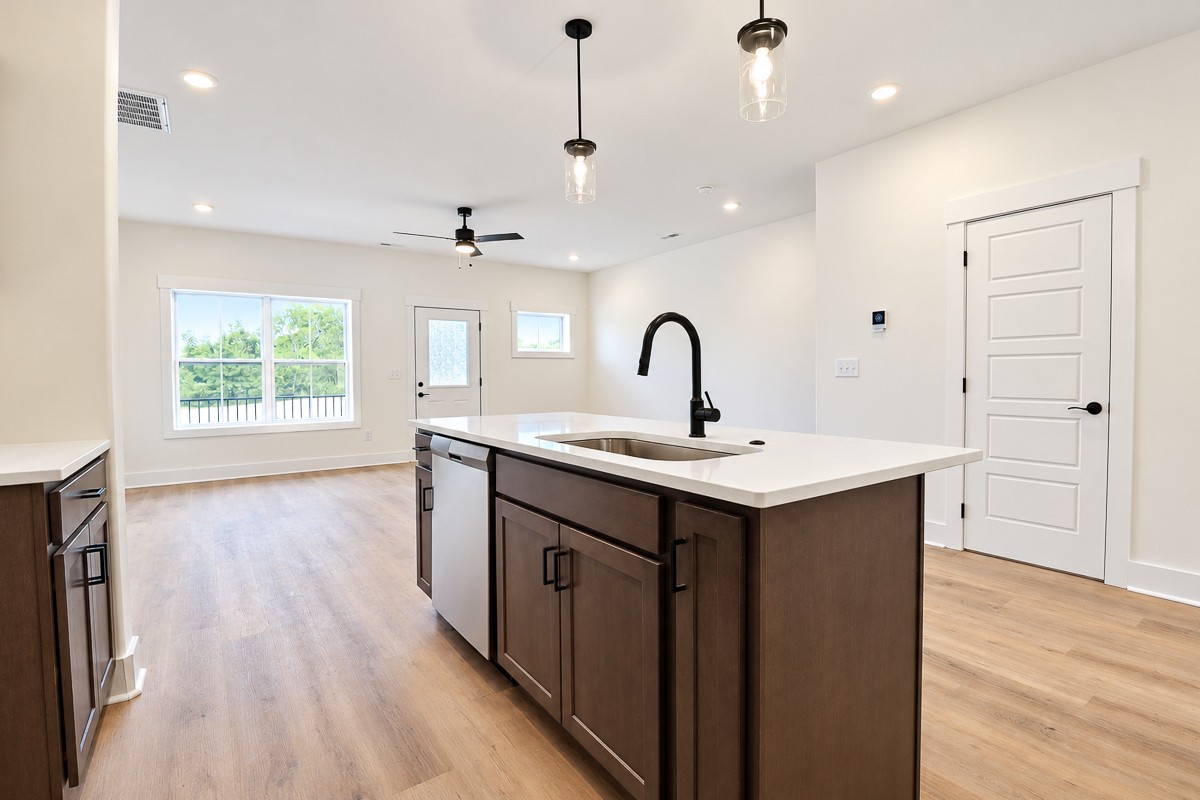 120 Riva Ridge Unit: 2