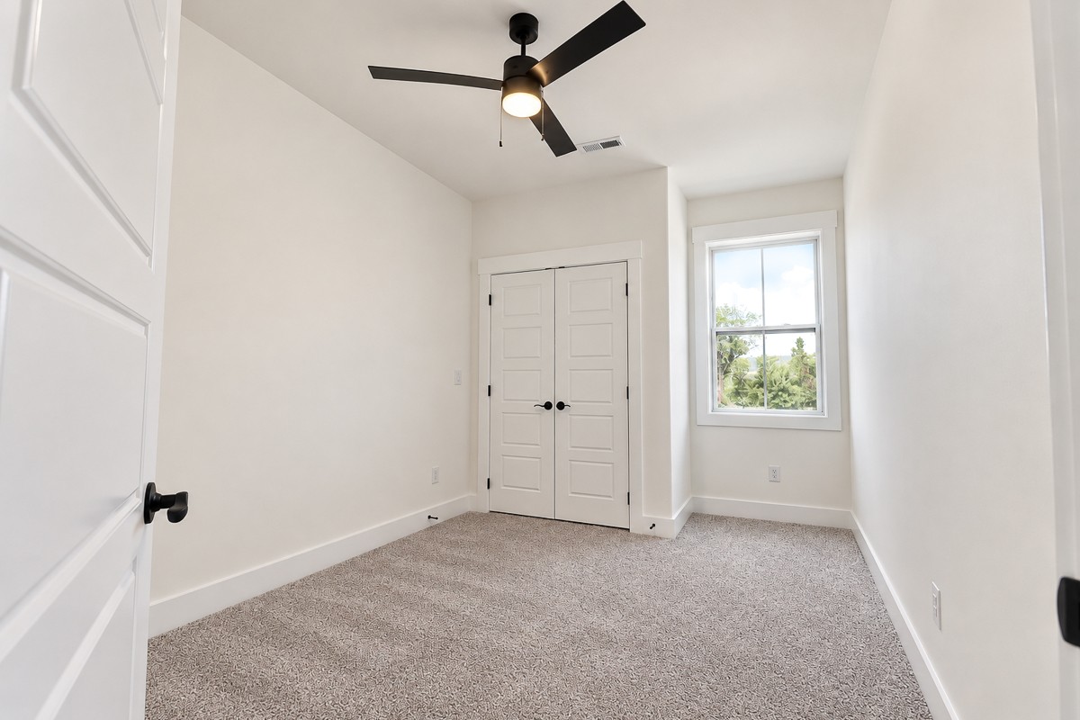 120 Riva Ridge Unit: 2