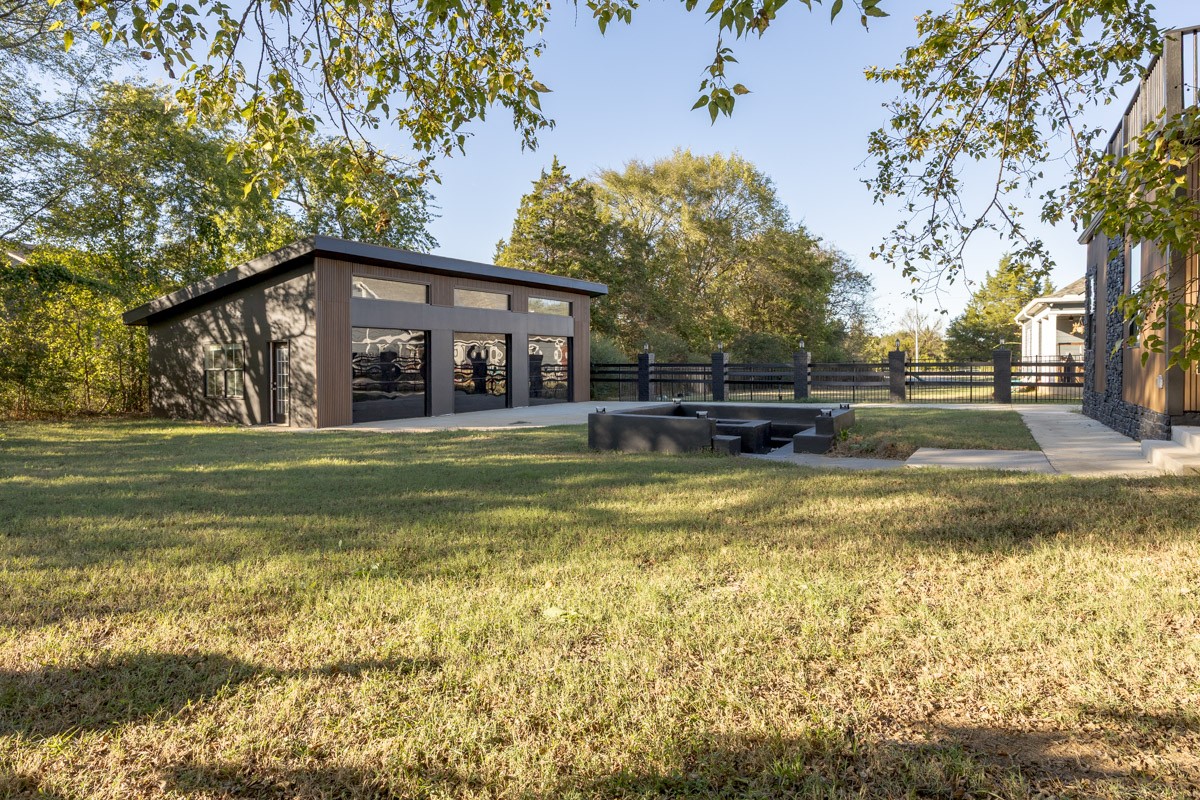 2959 Emery Rd