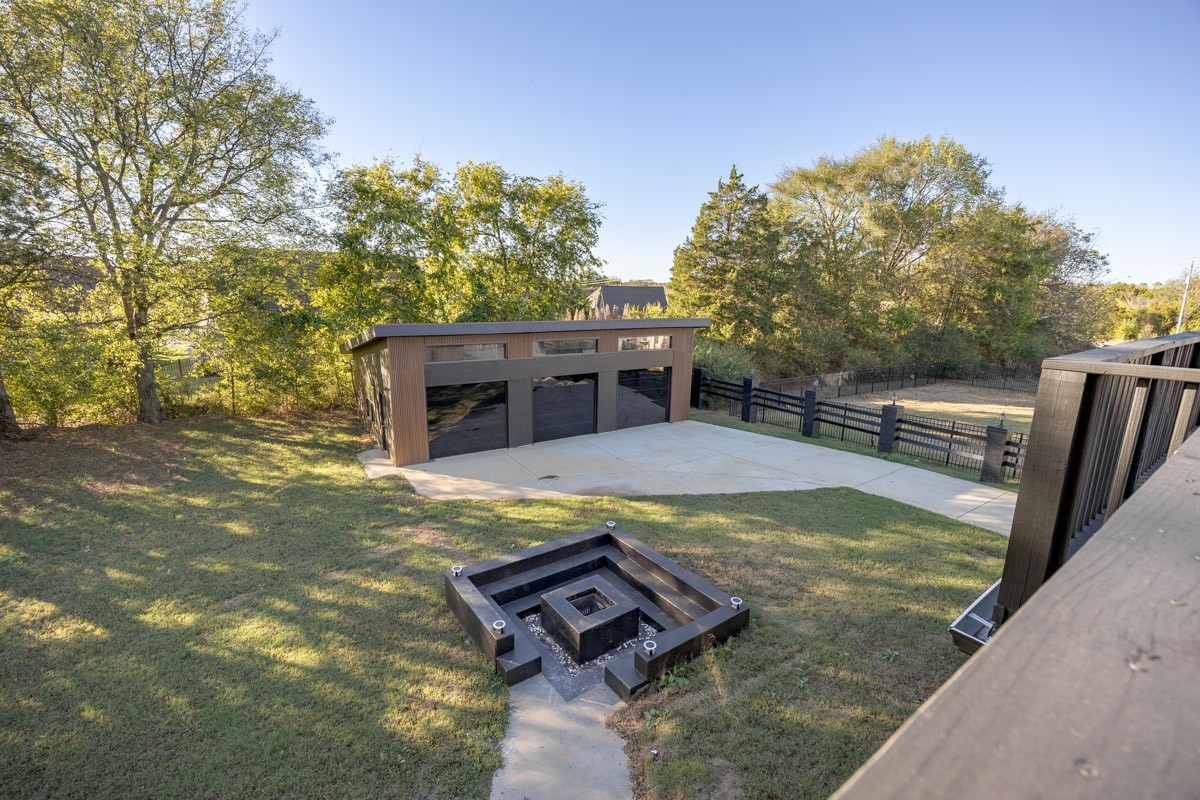 2959 Emery Rd