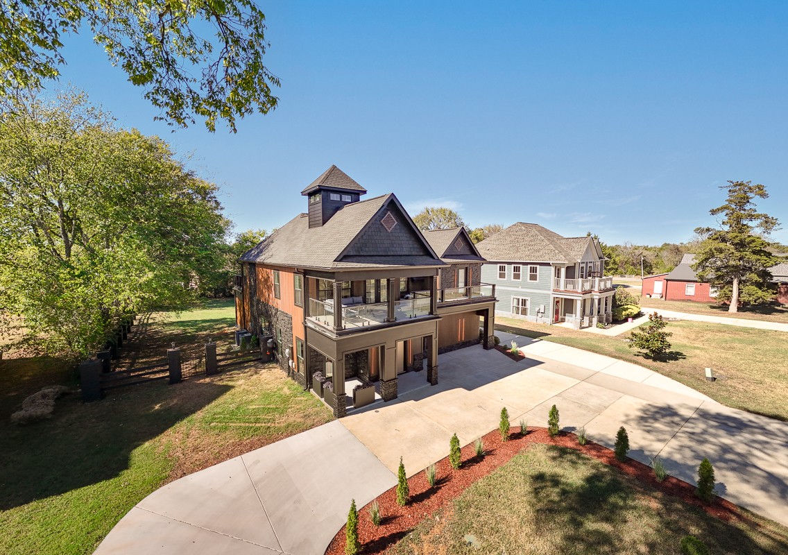 2959 Emery Rd