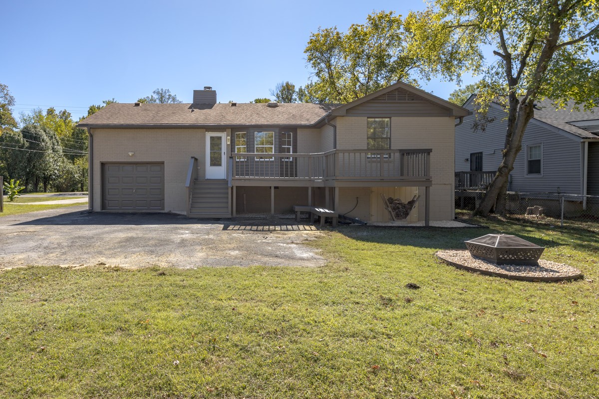 2529 McGinnis Dr