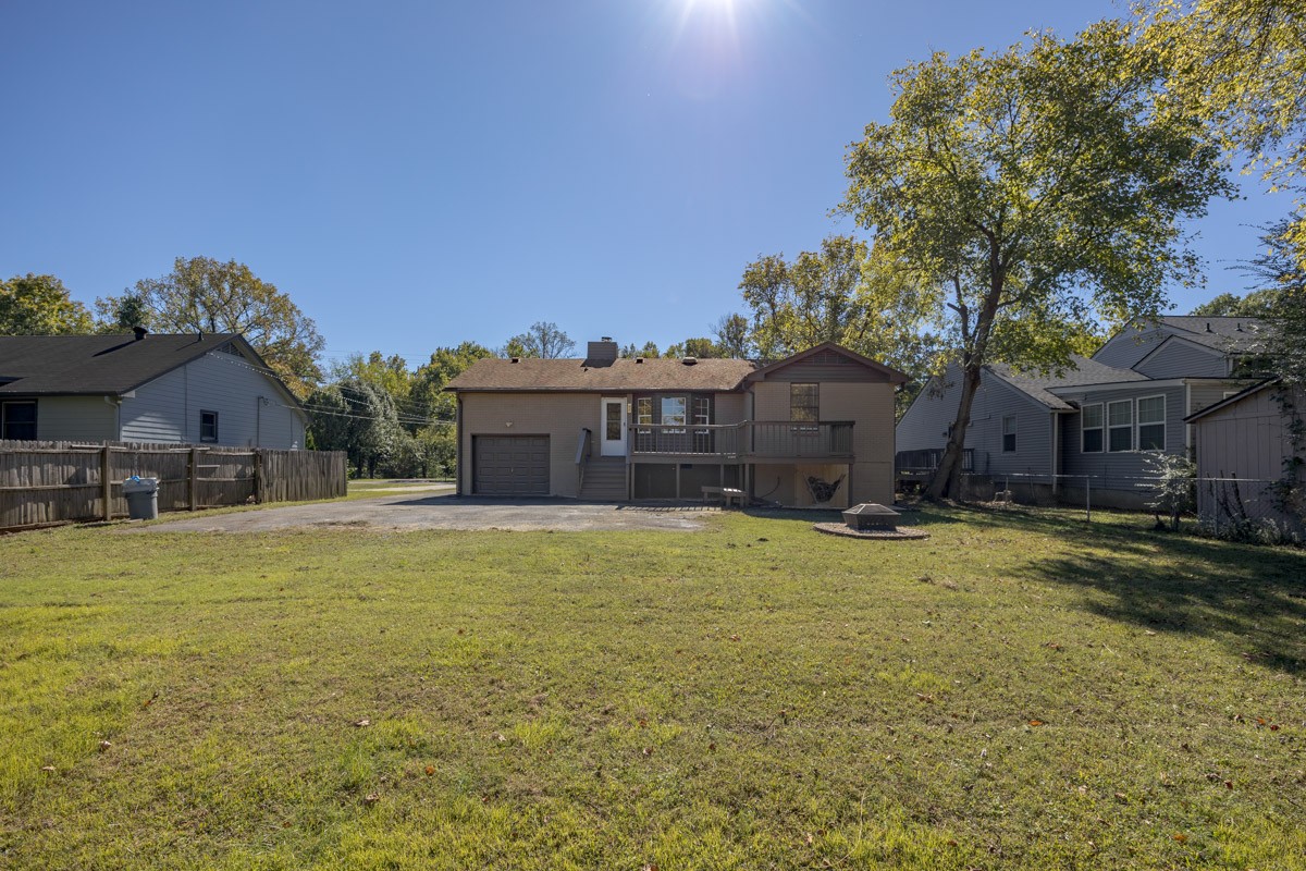 2529 McGinnis Dr