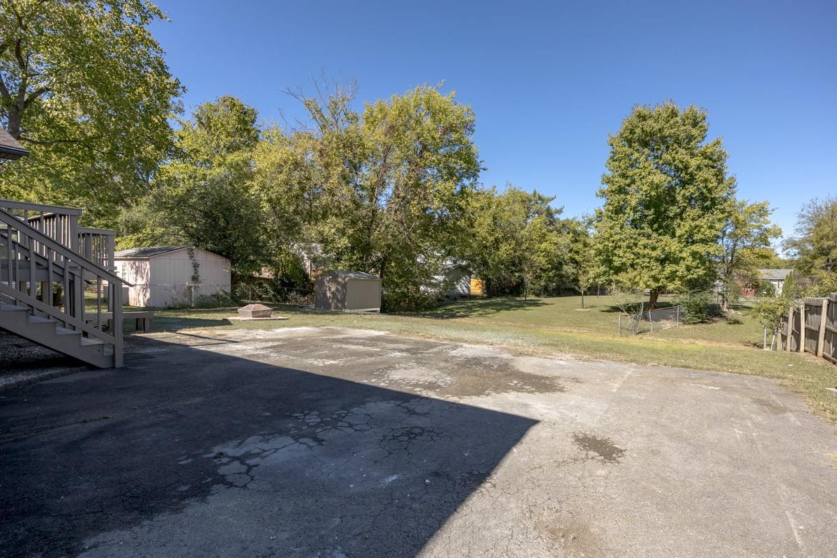 2529 McGinnis Dr
