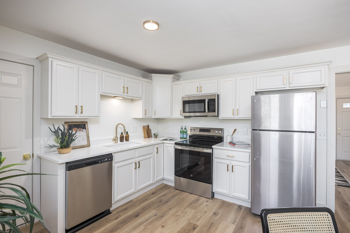 2529 McGinnis Dr