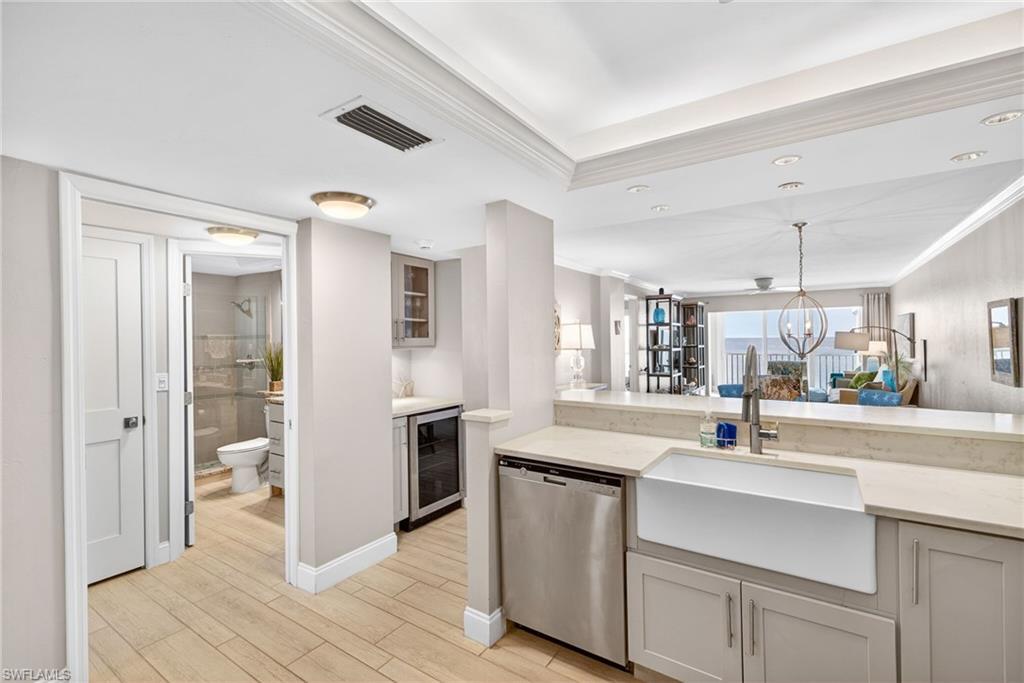 25870 Hickory BLVD # 305