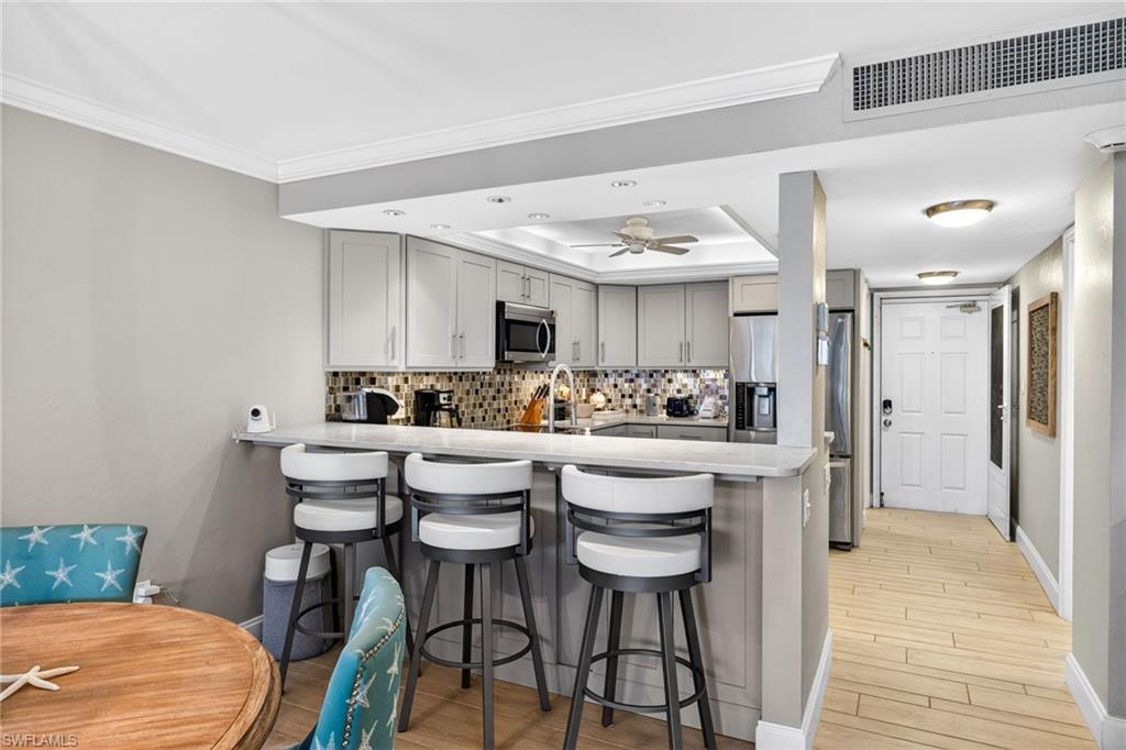 25870 Hickory BLVD # 305