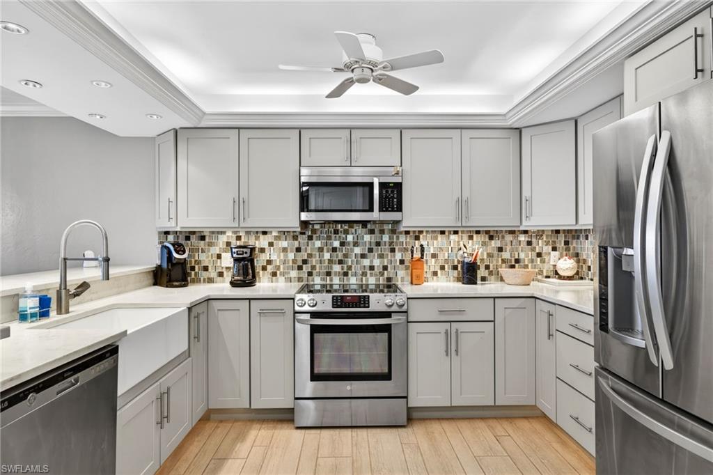 25870 Hickory BLVD # 305