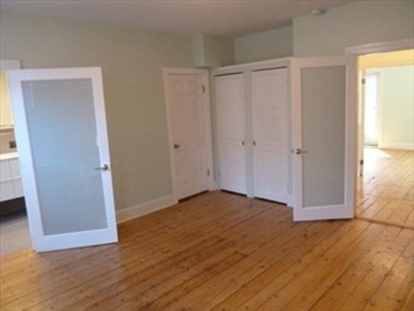 38 Hanson St #Duplex