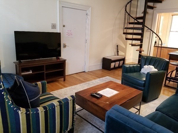 38 Hanson St #Duplex