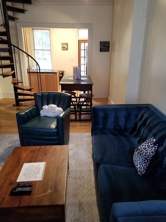 38 Hanson St #Duplex