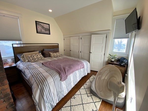 44 Gladstone St # 1