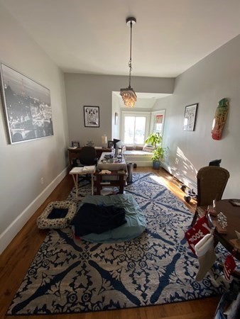 44 Gladstone St # 1