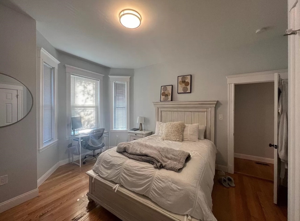 44 Woodward St # 1