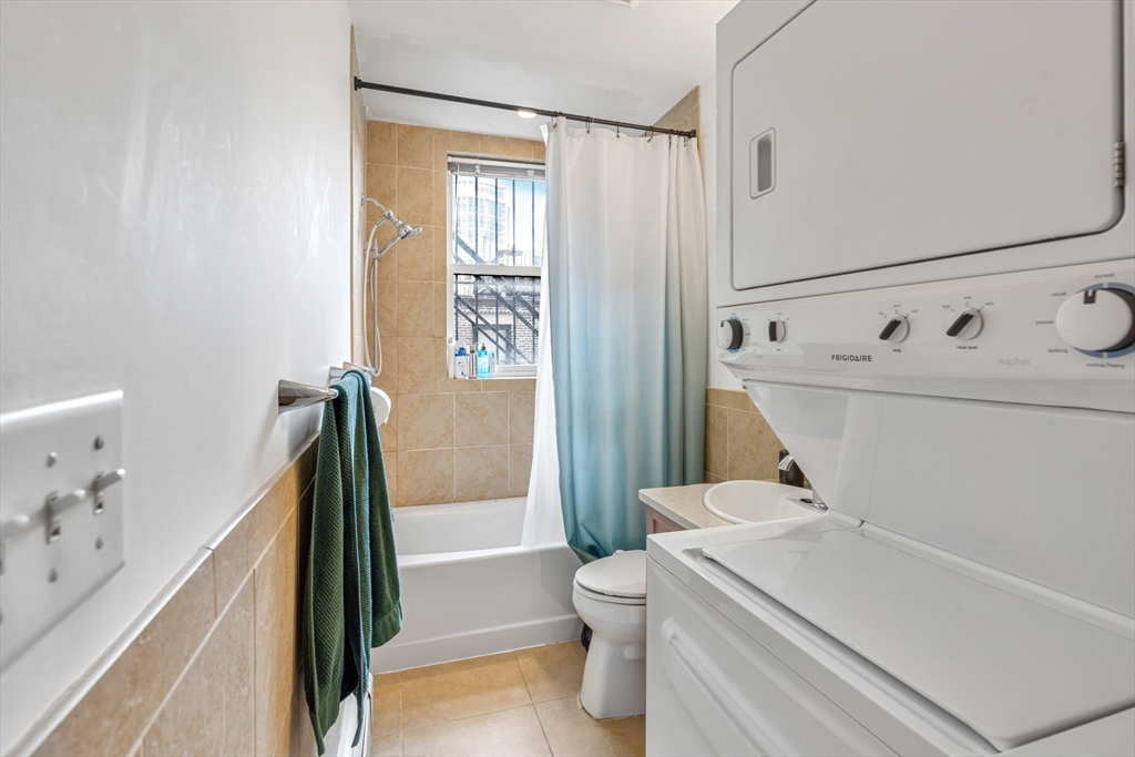 31 Massachusetts Ave # 4 Unit: 4-4