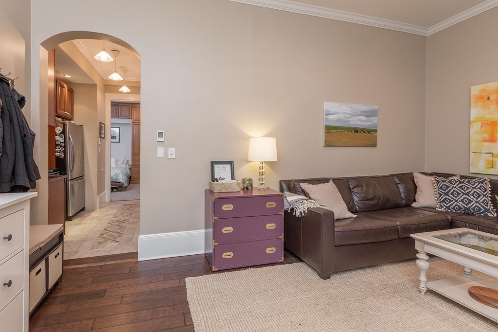 271 Dartmouth Street # 4D