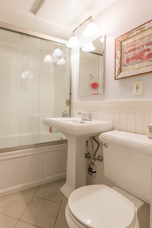 271 Dartmouth Street # 4D