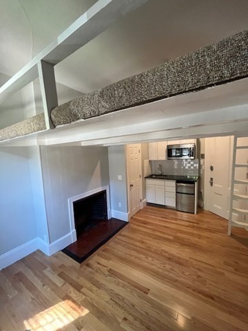 399 Marlborough # 1