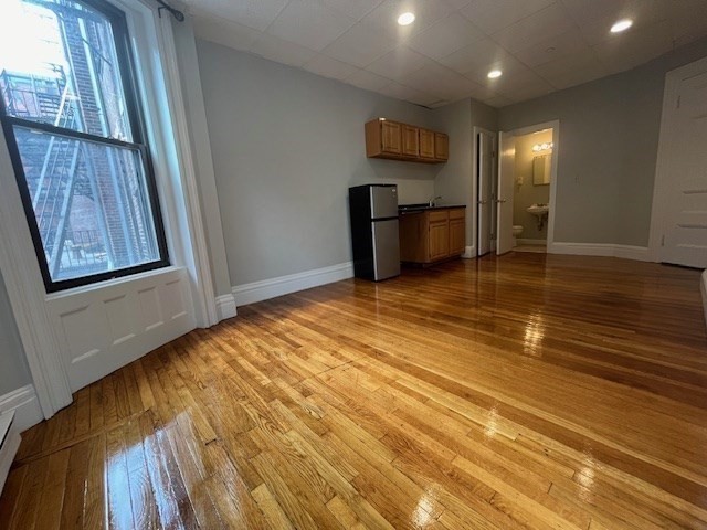 302 Newbury # 5