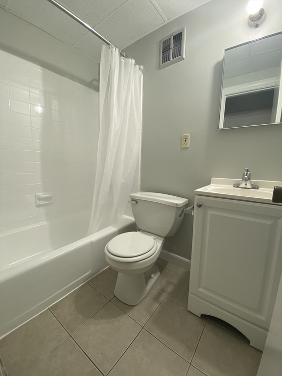 302 Newbury # 14