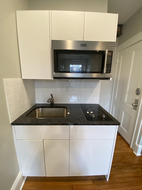 399 Marlborough # 11