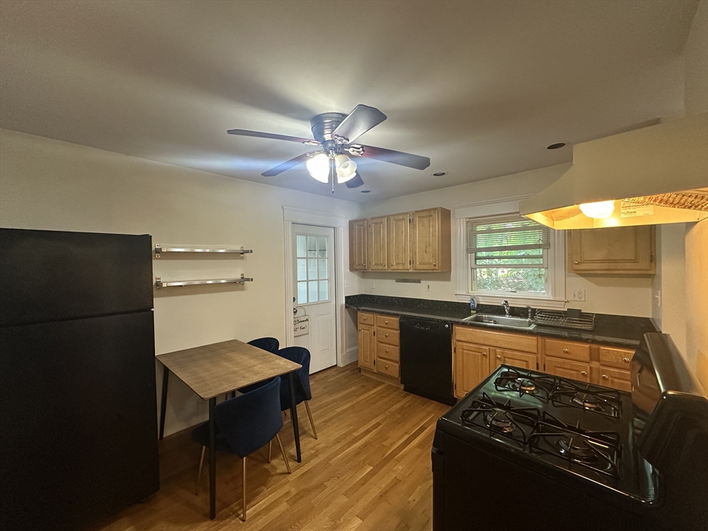 33-35 Dickinson Road # 2