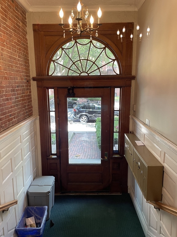 400 Marlborough St # 7