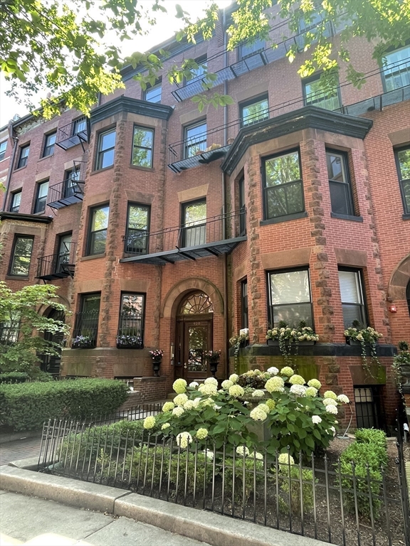 400 Marlborough St # 7