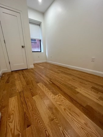 40 Saint Botolph St., #8