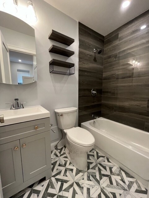 40 Saint Botolph St., #8
