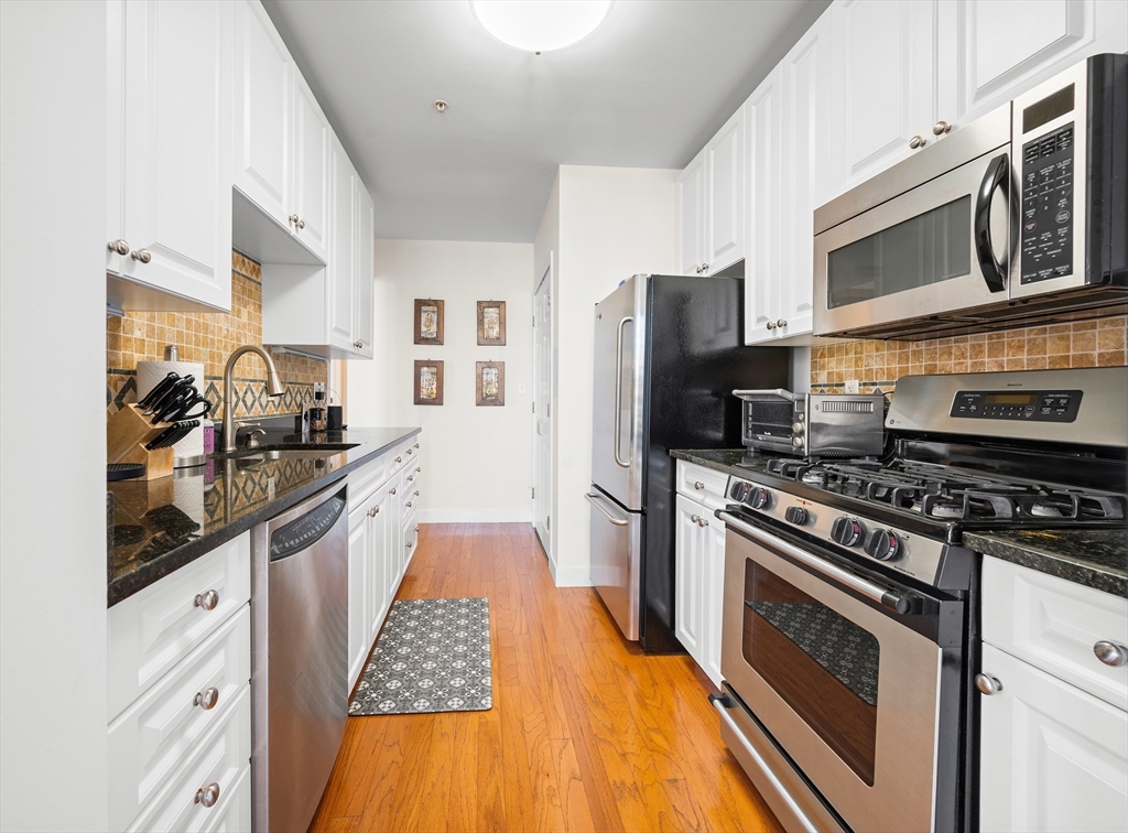519 Harrison Avenue # D613
