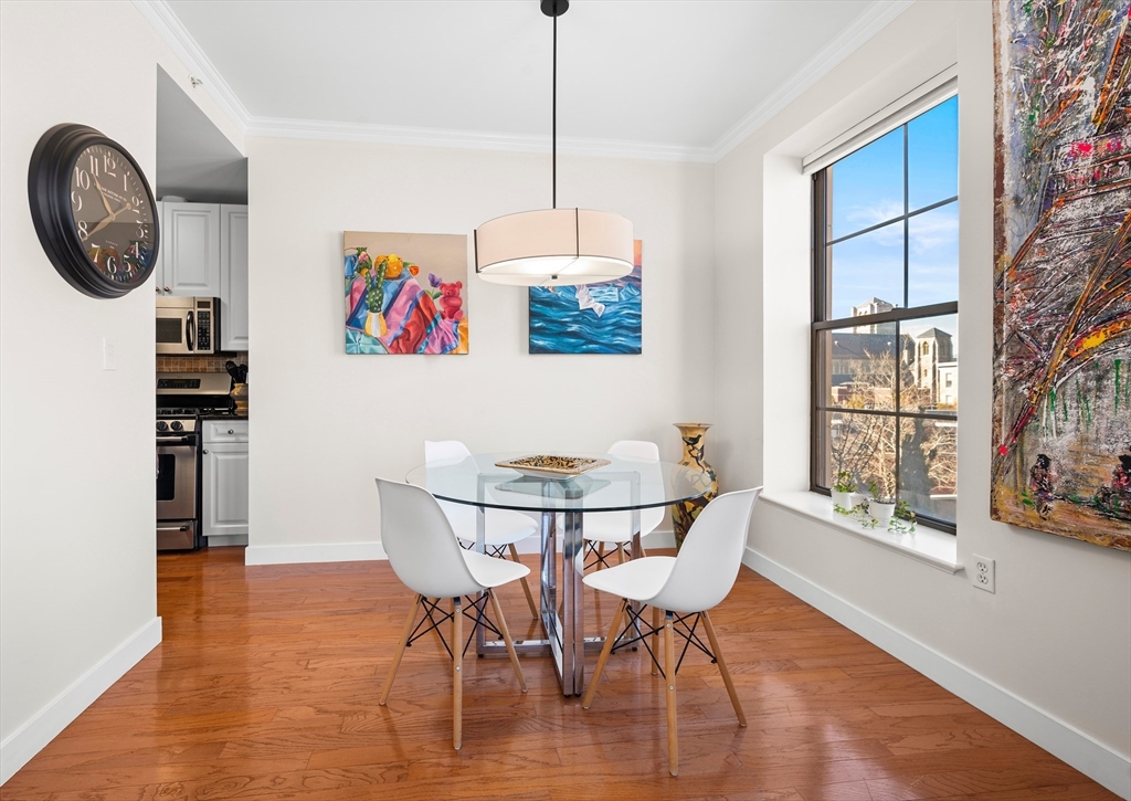 519 Harrison Avenue # D613