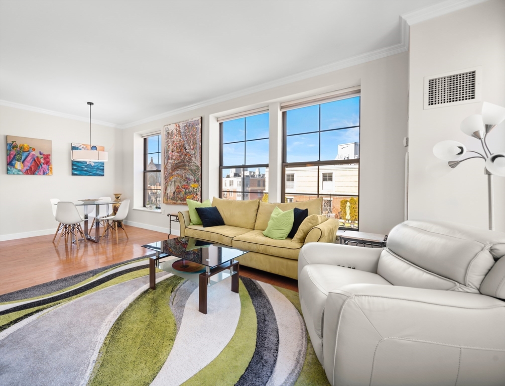 519 Harrison Avenue # D613