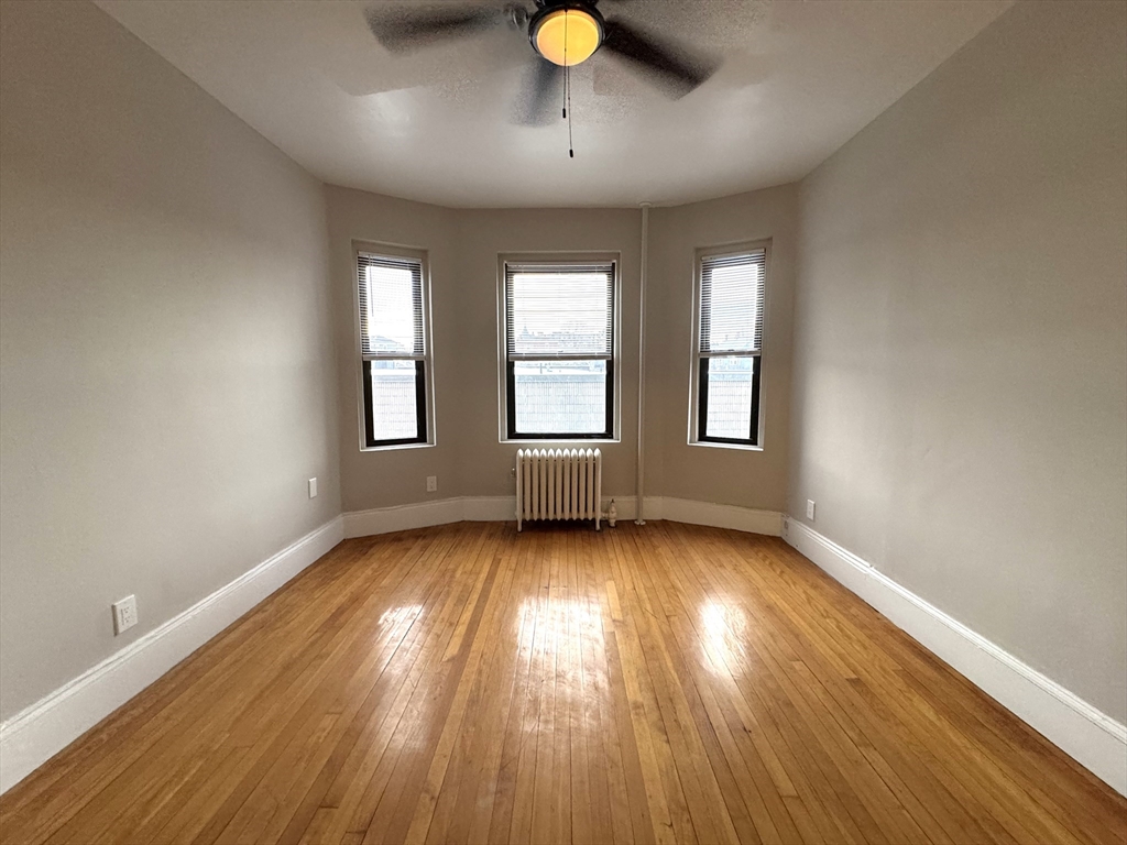 8 Langmaid Ave # 23