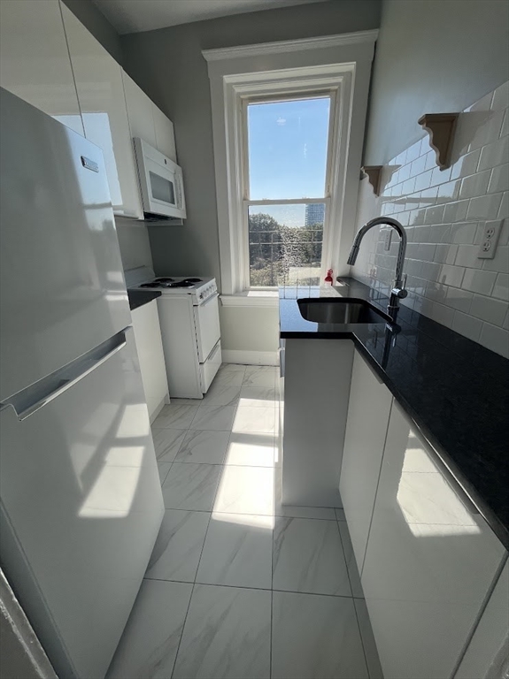 73 Park Drive # 20